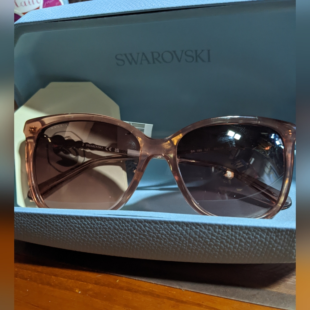 Swarovski SK 189 sunglasses